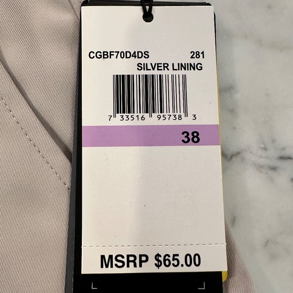 NWT Callaway Ceinture Active Khaki Shorts in Size 38 - Picture 10 of 15